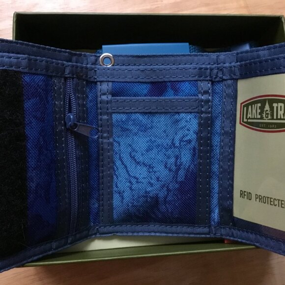 Lake Trail Webbing Belt with Wallet: Blue - Picture 2 of 4